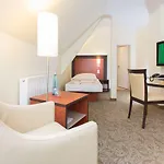 מלון Hof Sudermuehlen 3*